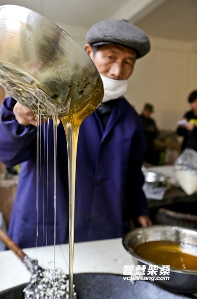 201315004O2.jpg
