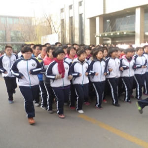 九江县一中高三学生实地参观河北衡水中学