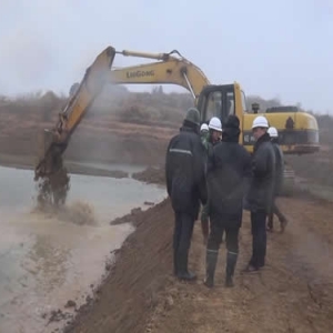 赛城湖水产养殖场成功拆除200余亩非法围湖