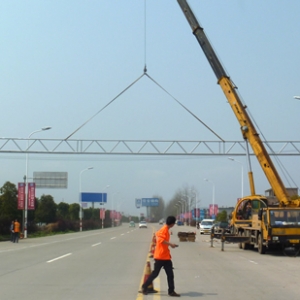 九江婺桃线公路安装路网监测平台固定监测点龙门架