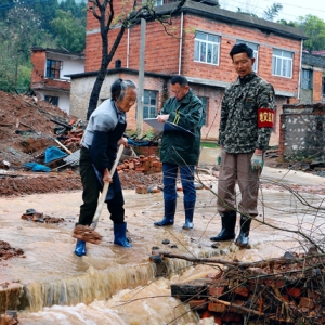 江西日报：防灾救灾