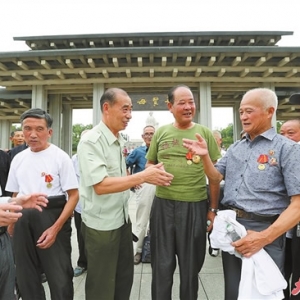 我市援越抗美老兵纪念入越参战五十周年