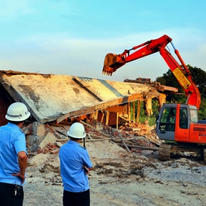 九江县多部门联动强力拆除违法建筑