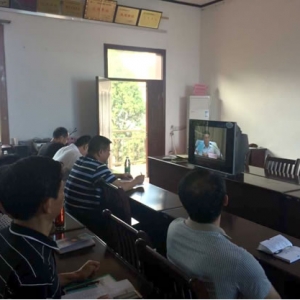 江洲镇：组织收看全省定点帮扶贫困村暨选派第一书记工作培训视频会 ...