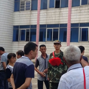 新兵出征 戍边卫国