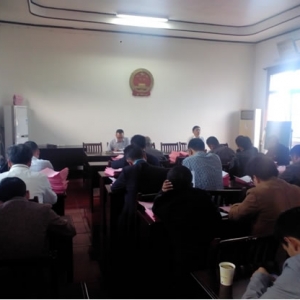 江洲镇：再开调度会持续推进党风廉政建设