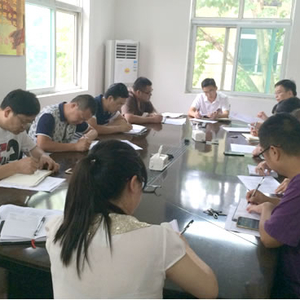 狮子镇传达学习县招商引资暨项目推进调度会会议精神