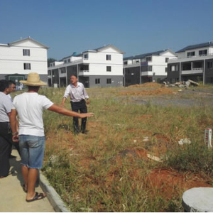 沙河街镇积极做好青峰中心村内广场规划工作