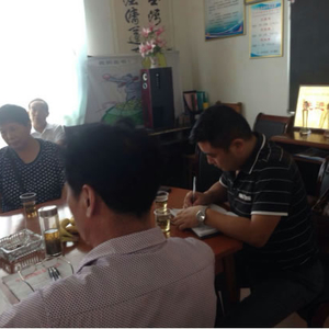 沙河街镇老年党支部召开“两学一做”工作座谈会