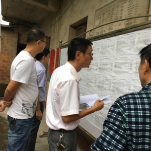 县农业局财政局一行到狮子镇检查指导地力补贴工作