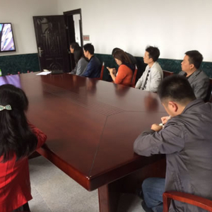 涌泉乡：集中观看《永远在路上》系列专题片