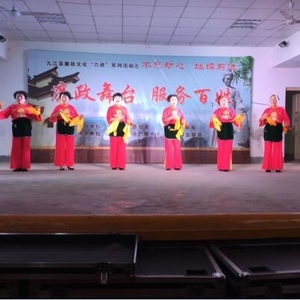 县廉政文化“六进”系列活动文艺巡回演出城门站