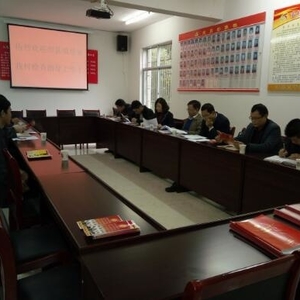 市委组织部到城门乡督查党建示范点创建工作