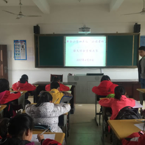 新合小学开展四年级“小读者杯”语文综合素能大赛活动